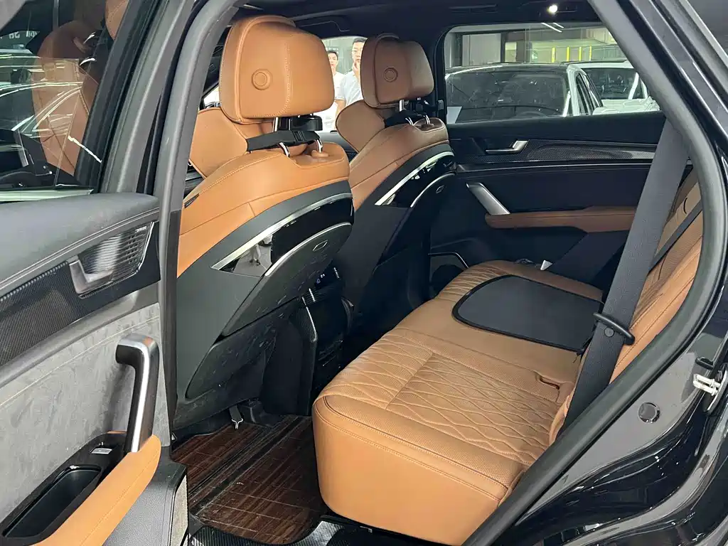 BYD Tang New Energy — миниатюра 11