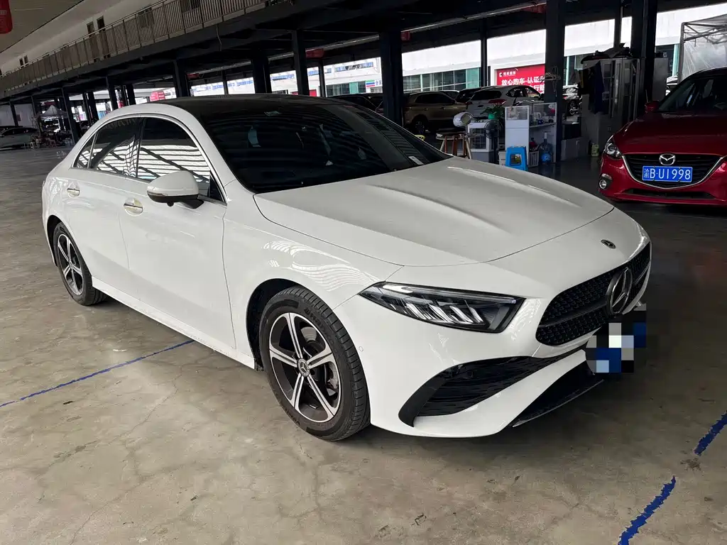 Mercedes-Benz A-Class — миниатюра 2