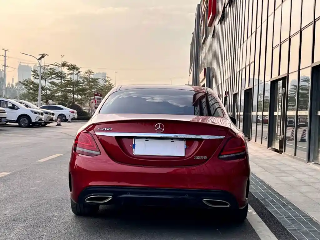 Mercedes-Benz C-Class — миниатюра 4