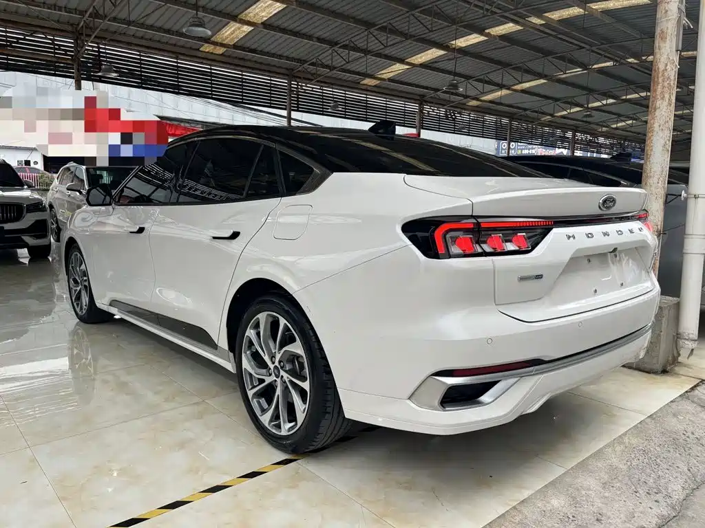 Ford Mondeo — миниатюра 4