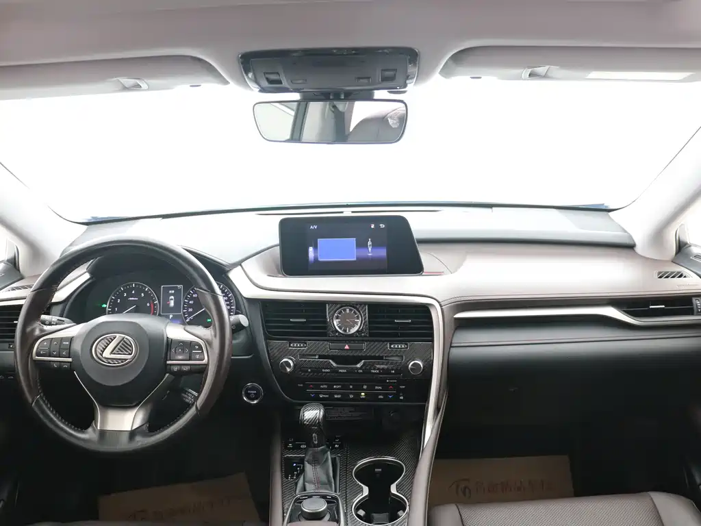 Lexus RX — миниатюра 10