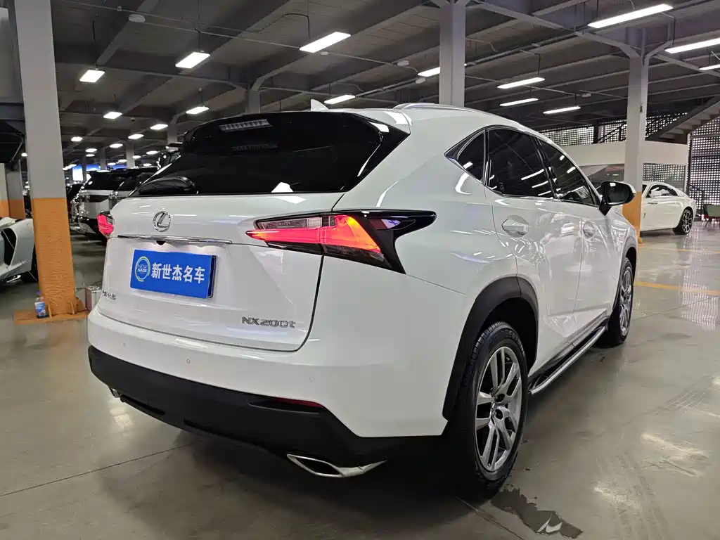 Lexus NX — миниатюра 14