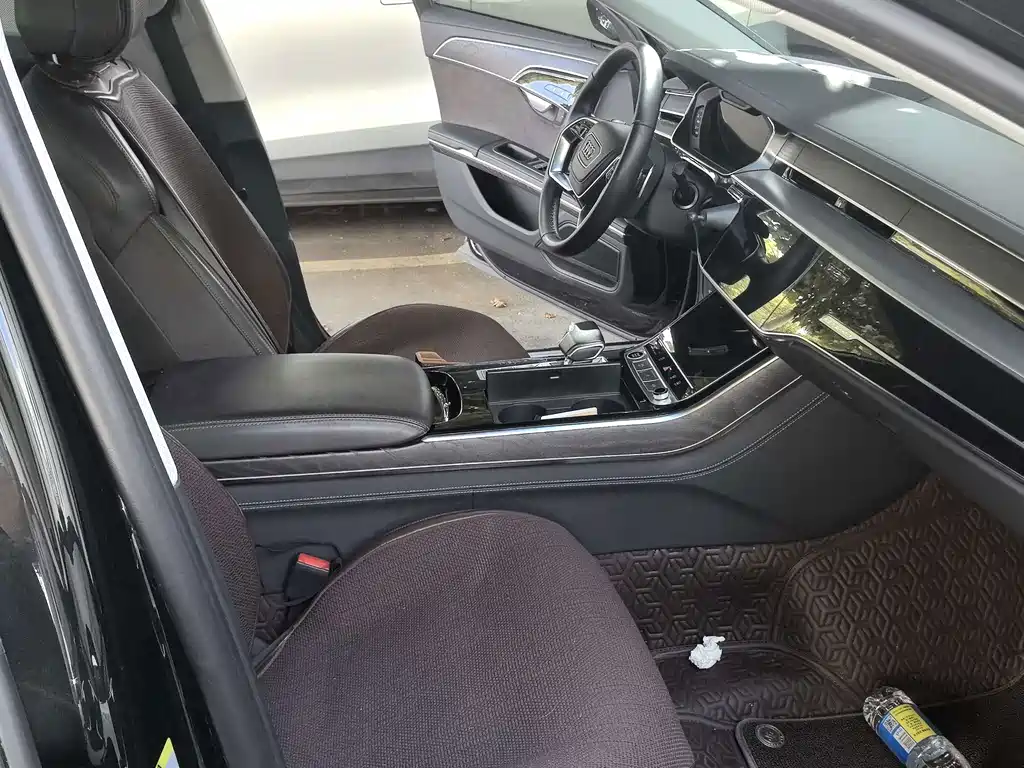 Audi A8 — миниатюра 6