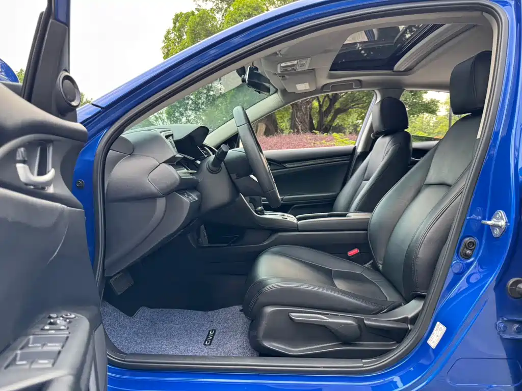 Honda Civic — миниатюра 6