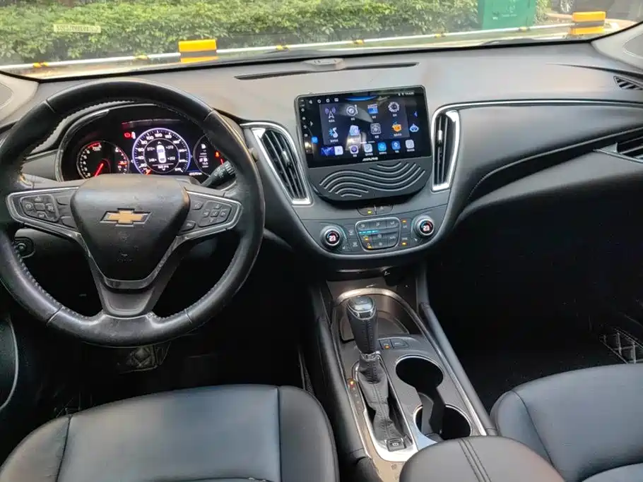 Chevrolet Malibu XL — миниатюра 12