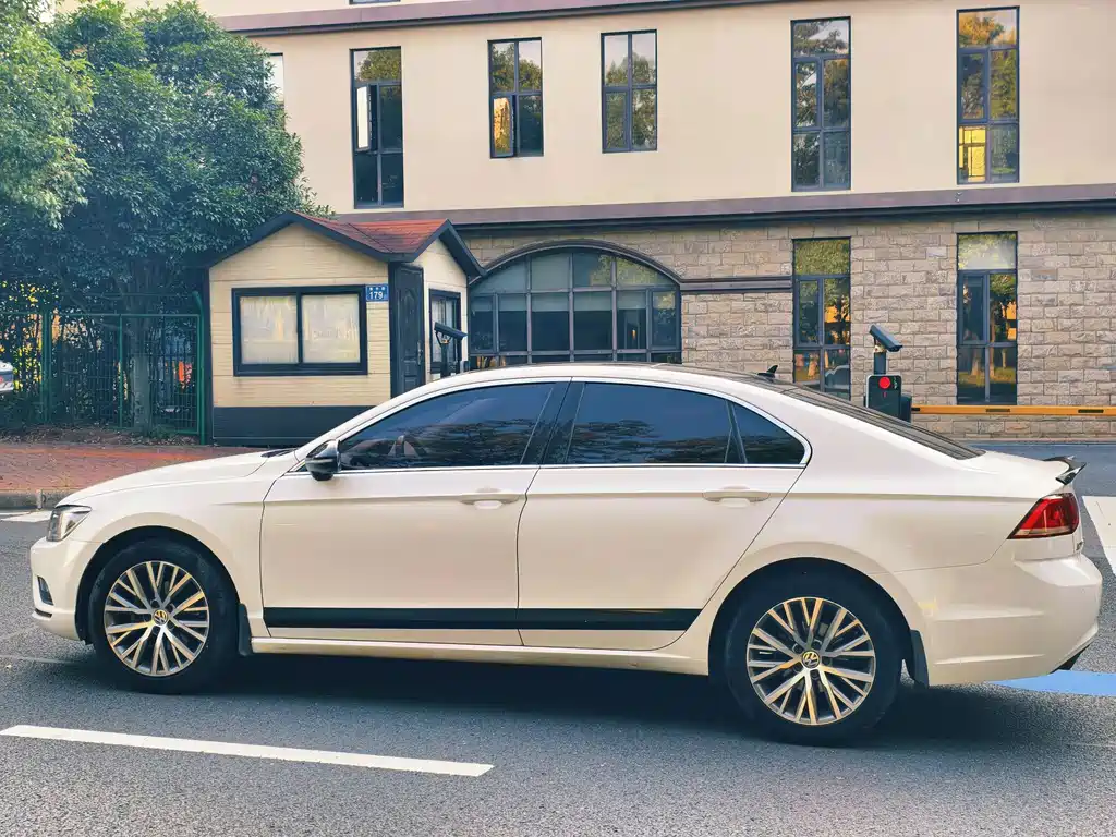 Volkswagen Lamando — миниатюра 9