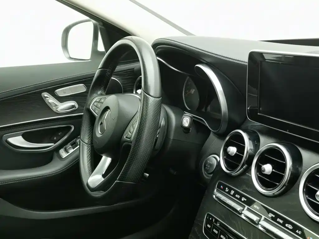 Mercedes-Benz C-Class — миниатюра 22