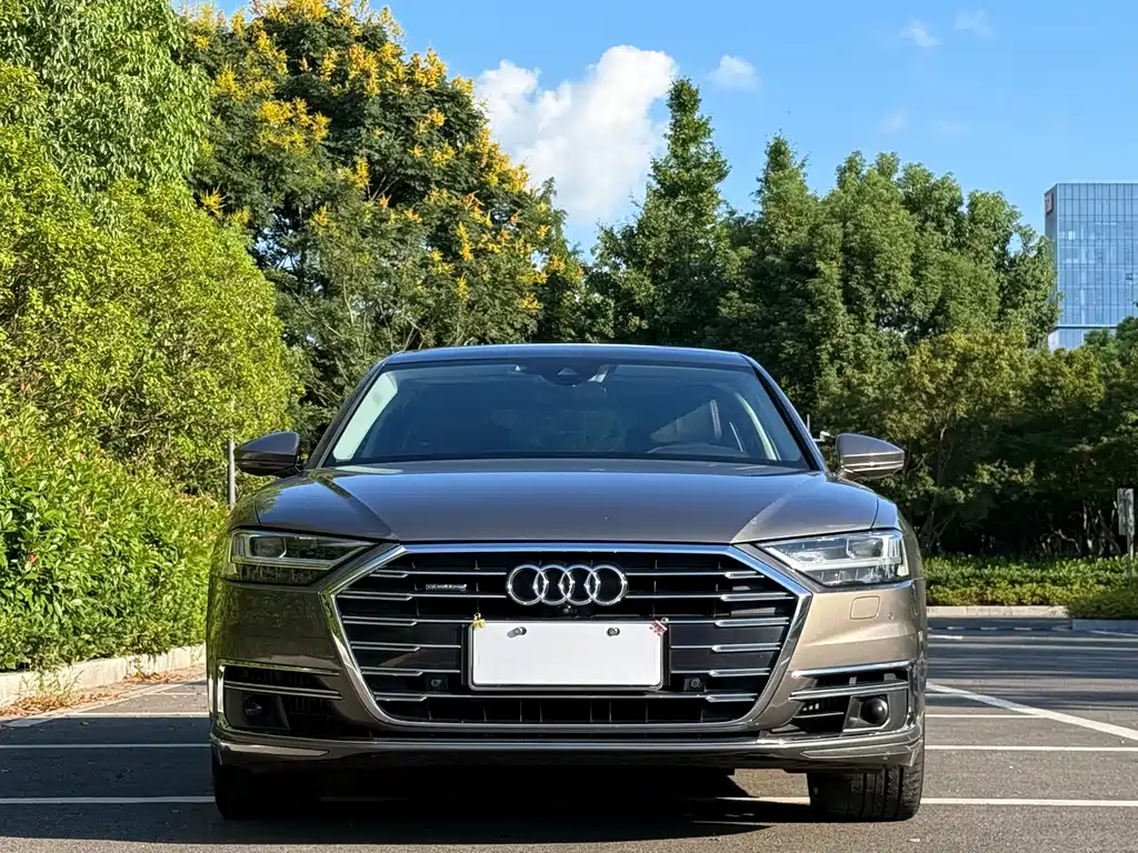 Audi A8 — фотографии объявления, Фото 3