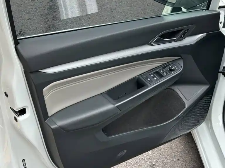 Volkswagen Golf — миниатюра 5