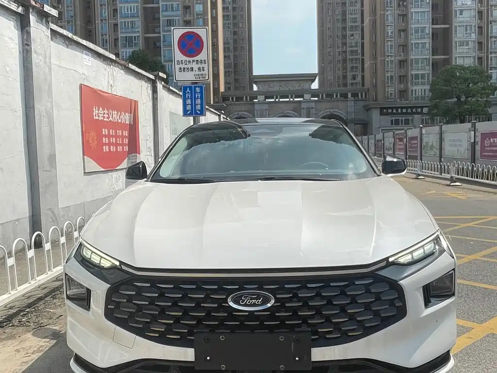 Ford Mondeo — миниатюра 2