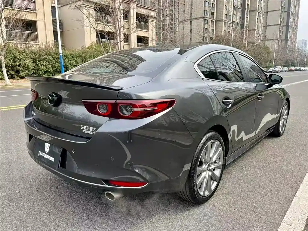 MAZDA 3 ANGKESAILA