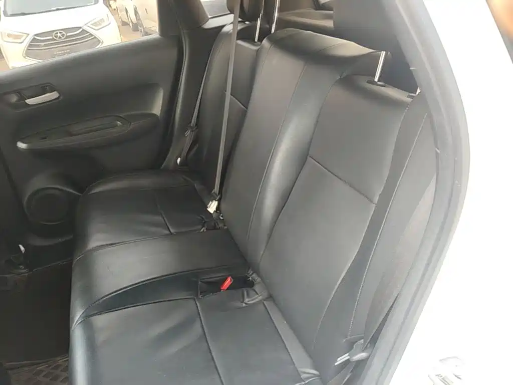 Honda Fit — миниатюра 17