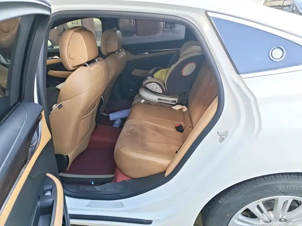 Buick LaCrosse — миниатюра 17