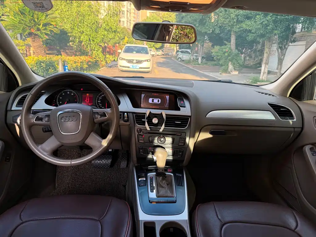 Audi A4L — миниатюра 7