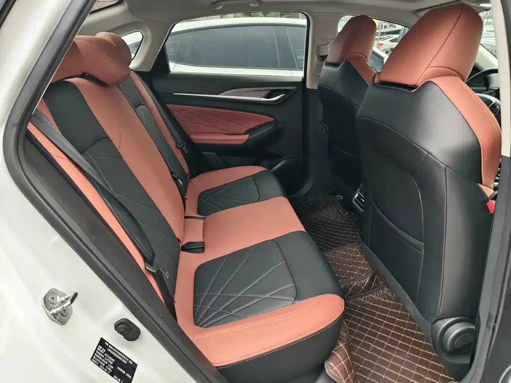 Changan Eado — миниатюра 10