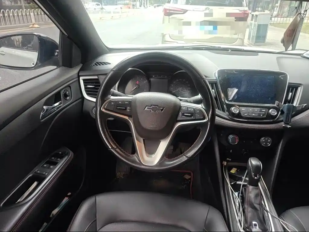 Chevrolet Monza — миниатюра 16