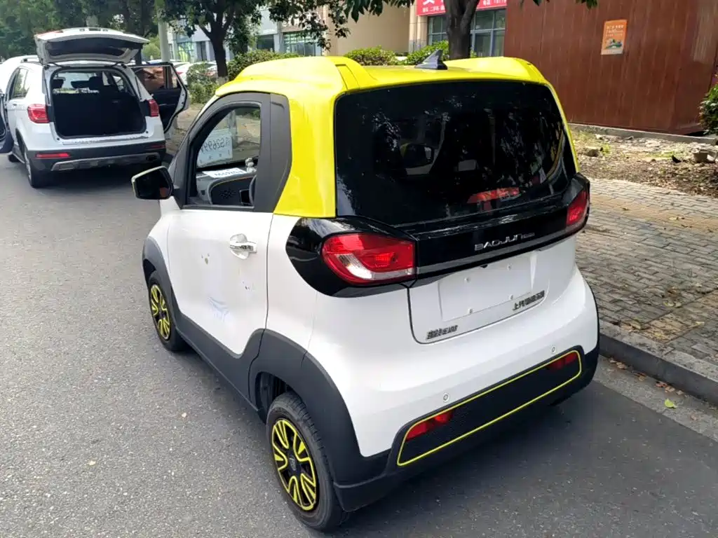 Baojun E100 — миниатюра 5