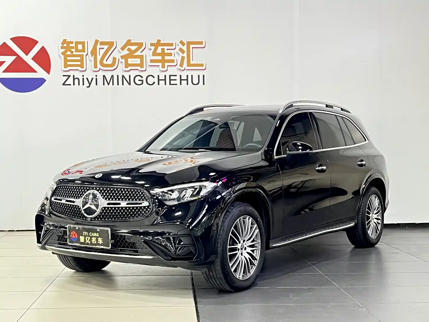 奔驰GLC 2024款 改款 GLC 300 L 4MATIC 动感型 5座 2024