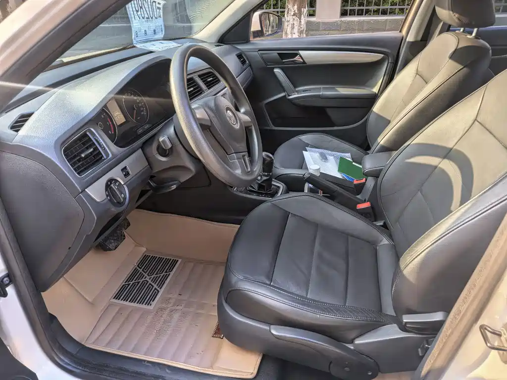 Volkswagen Lavida — миниатюра 7