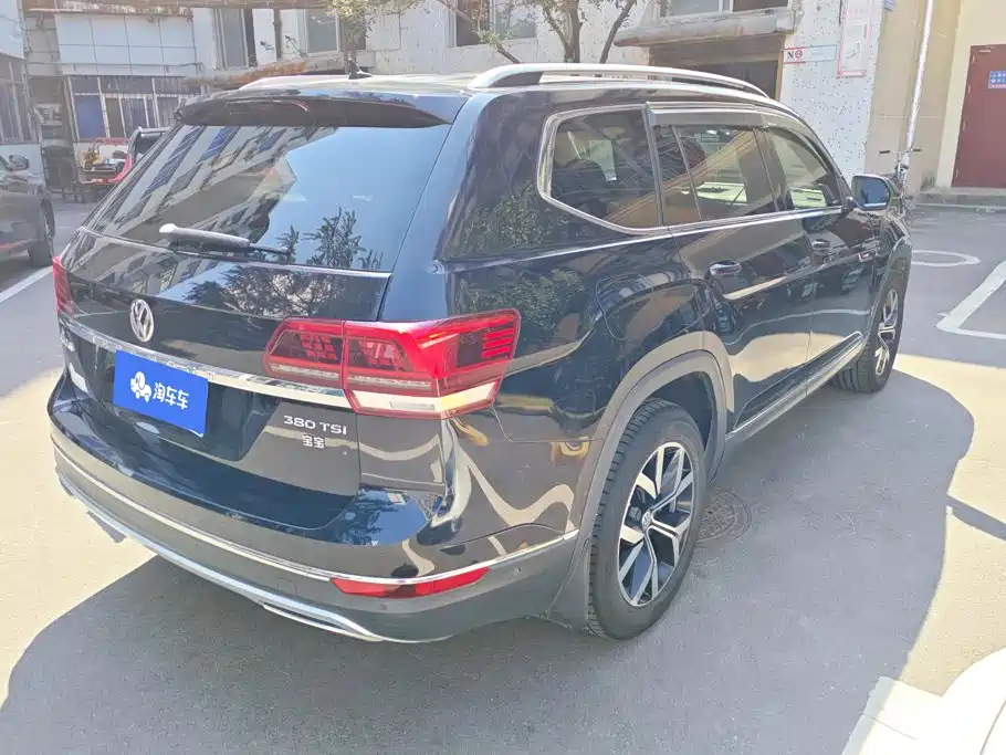 Volkswagen Teramont — миниатюра 3