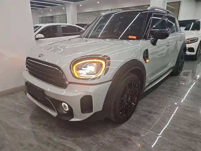 MINI  COUNTRYMAN