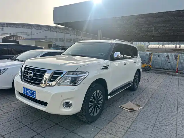 NISSAN TOURE 2019
