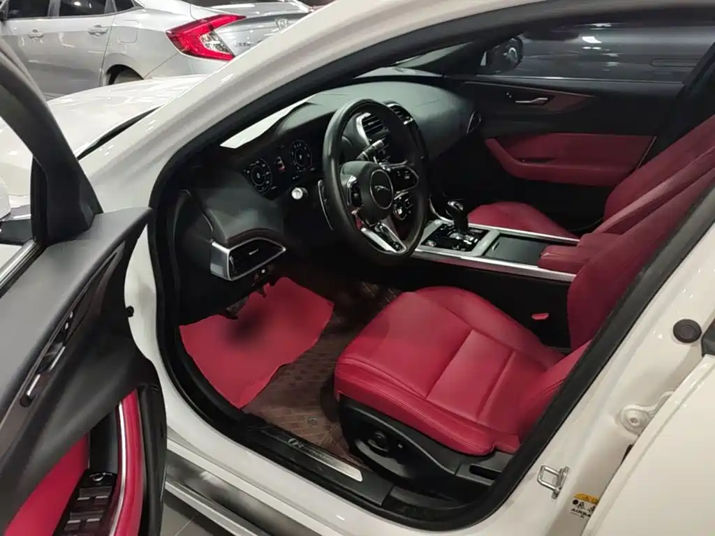 Jaguar XEL — миниатюра 16