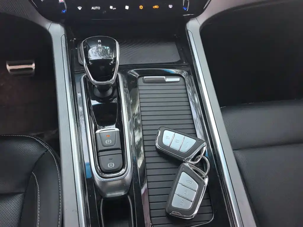 JAC X7 — миниатюра 7