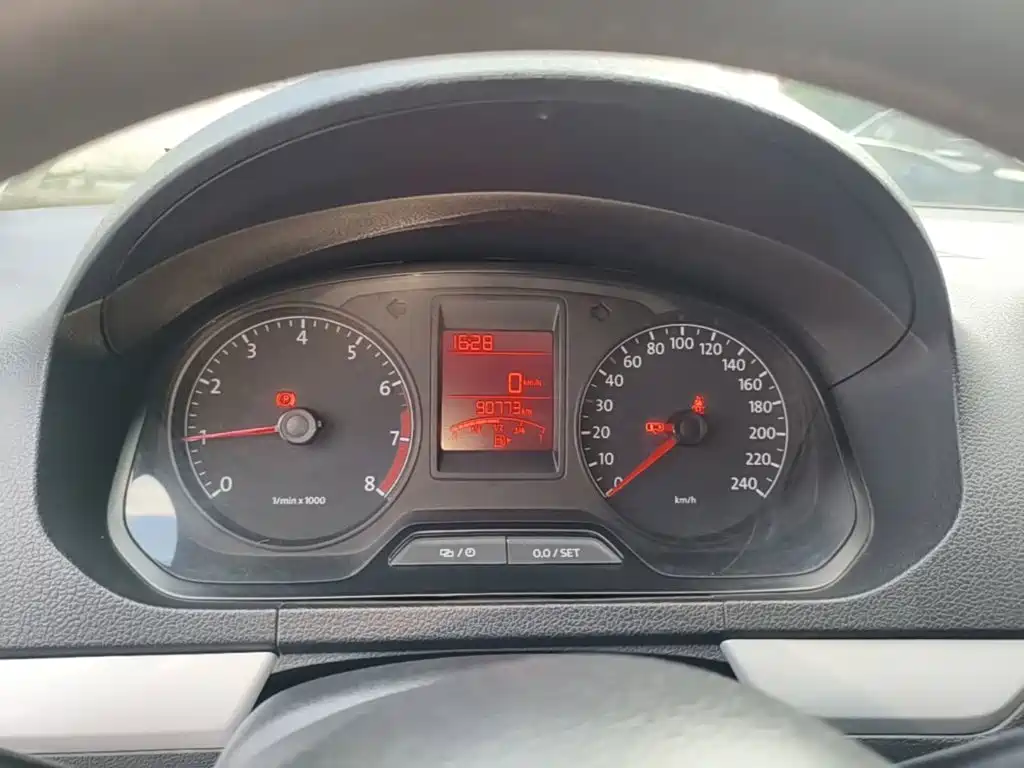 Volkswagen Jetta — миниатюра 12