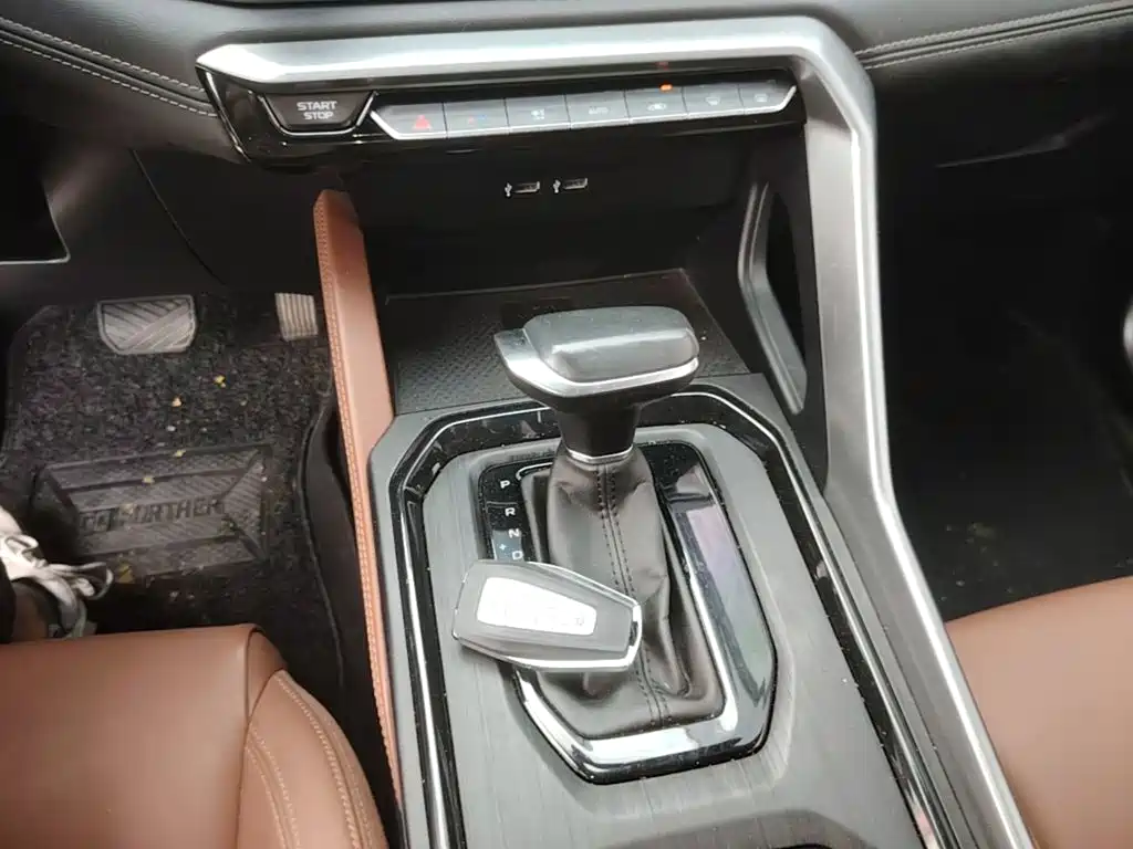 Geely Vision X6 — миниатюра 14