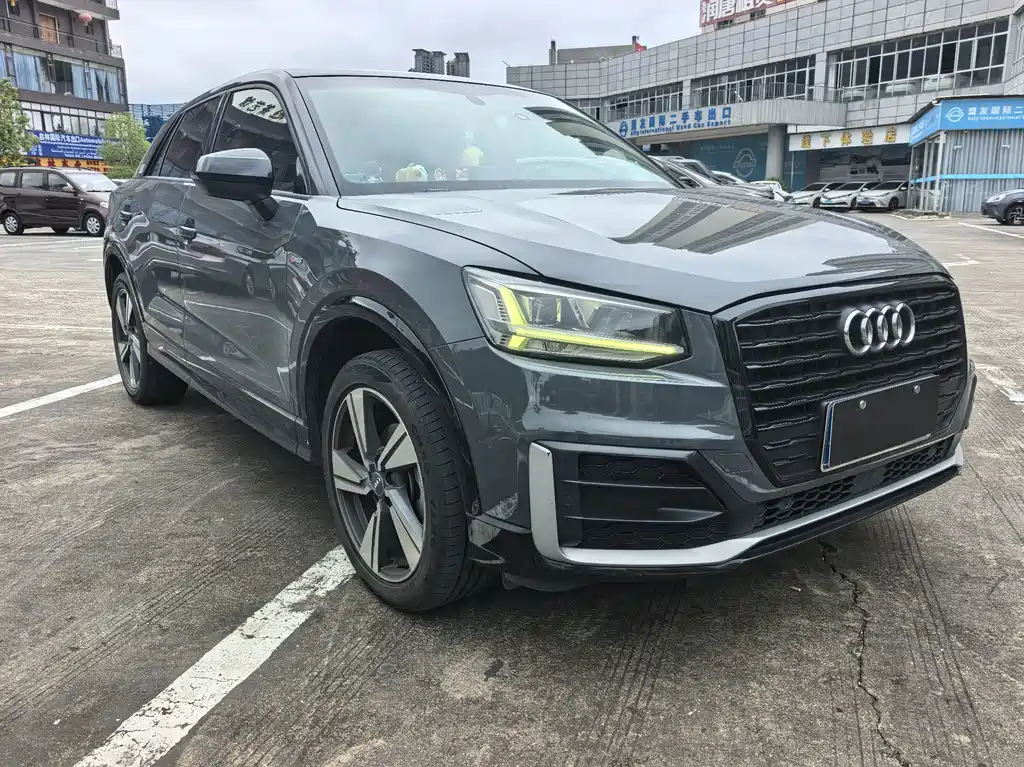 Audi Q2L — миниатюра 3