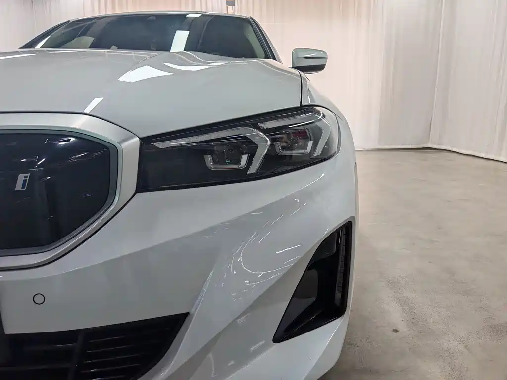 BMW i3 — миниатюра 14