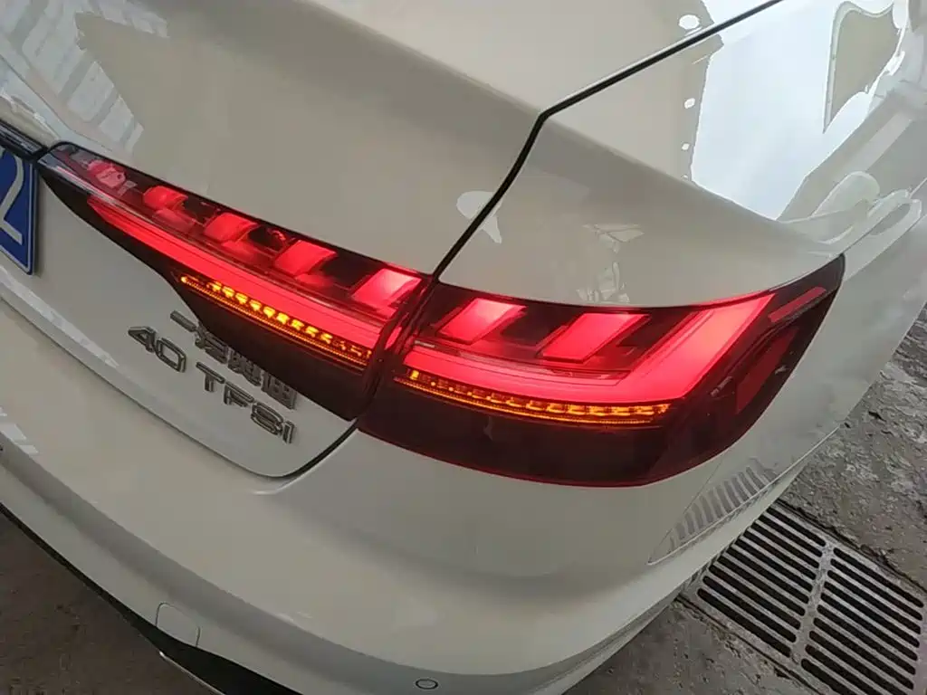Audi A4L 2024 40 TFSI Luxury