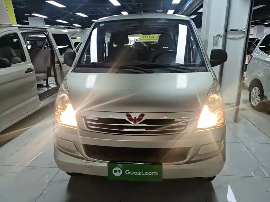 Wuling Rongguang — миниатюра 3