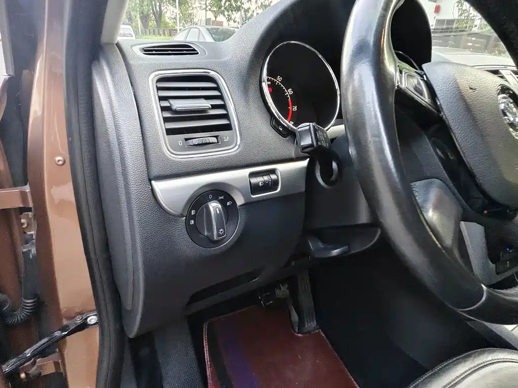 Skoda Yeti — миниатюра 12