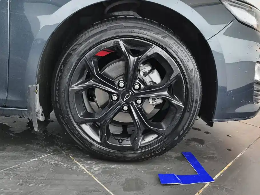 Chevrolet Malibu XL — миниатюра 6