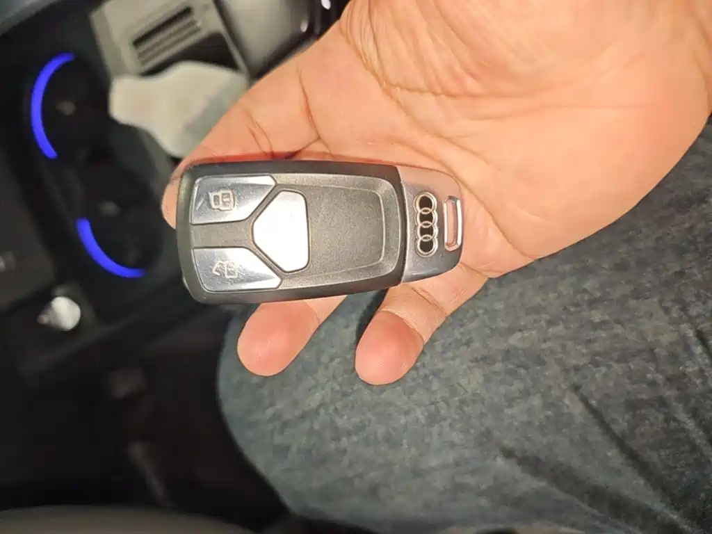 Audi A4L — миниатюра 13