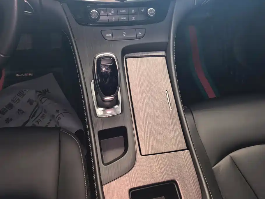 Buick LaCrosse — миниатюра 16