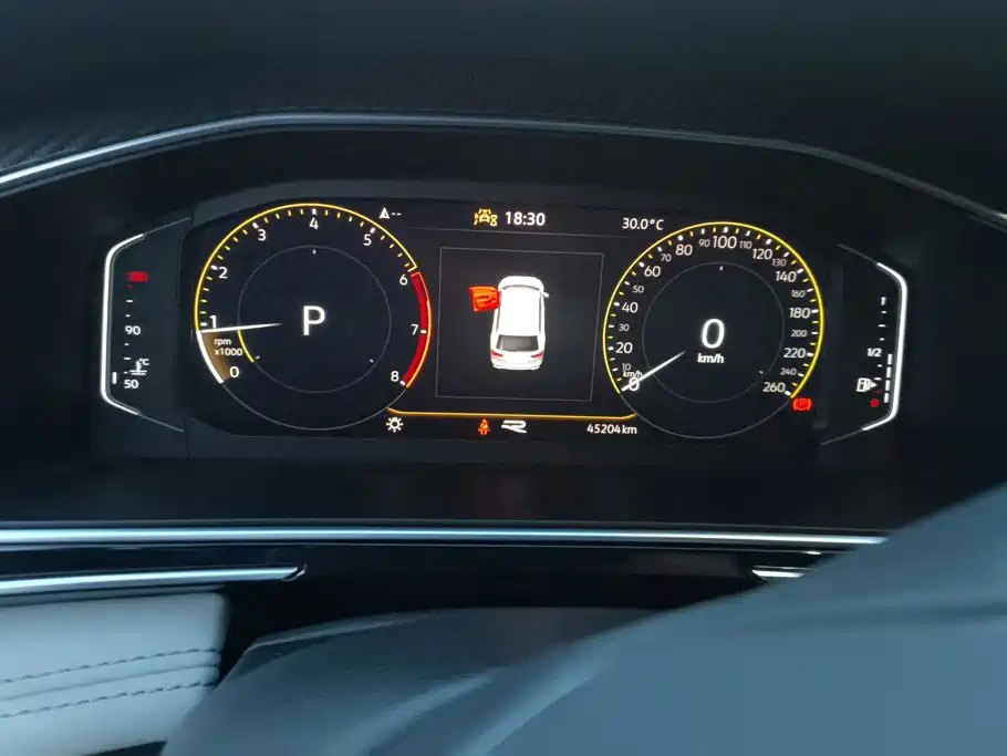 Volkswagen Tiguan L — миниатюра 14