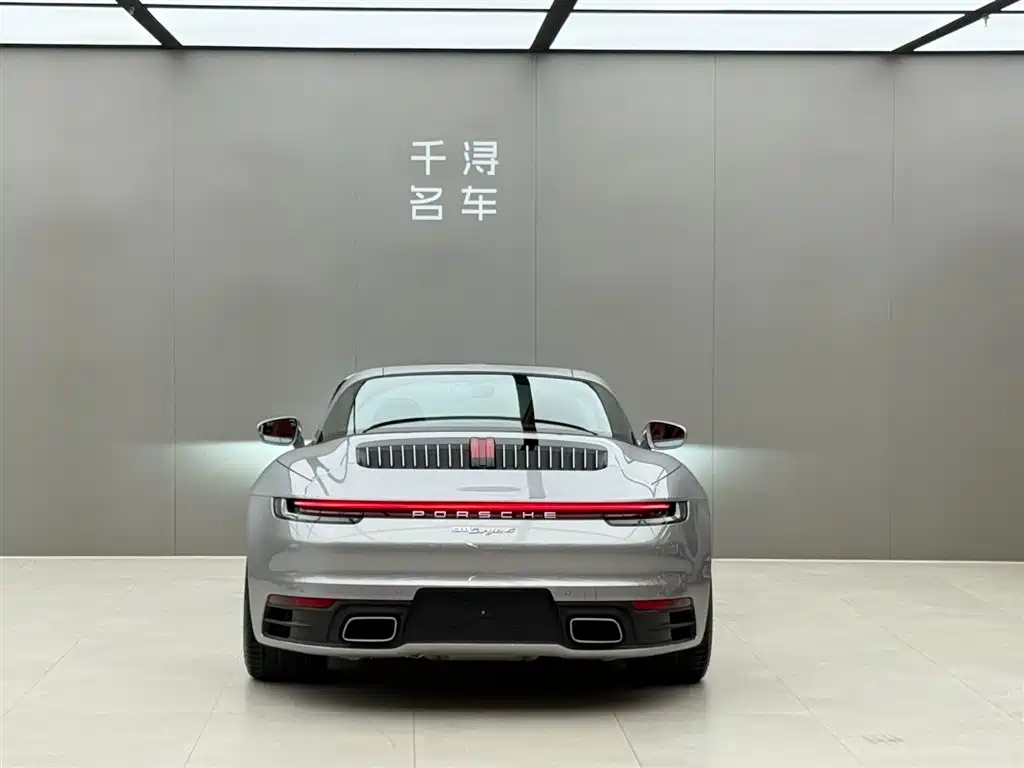 Porsche 911 2023 Targa 4 3.0T