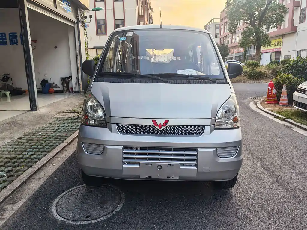 Wuling Rongguang — миниатюра 3