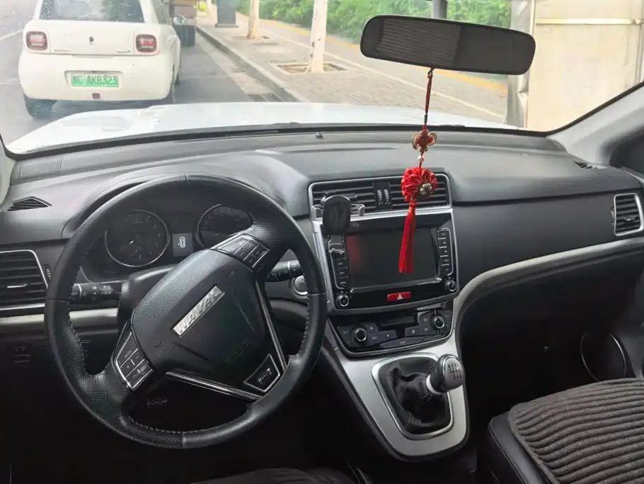 Haval M6 — миниатюра 12