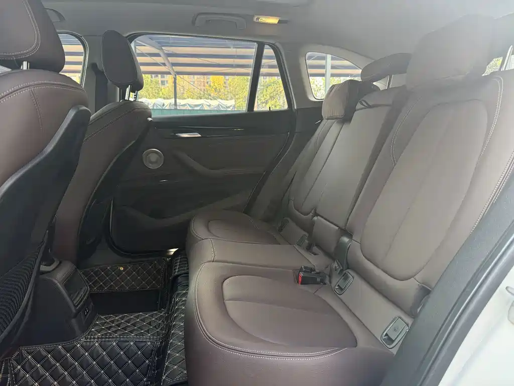 BMW X1 — миниатюра 5