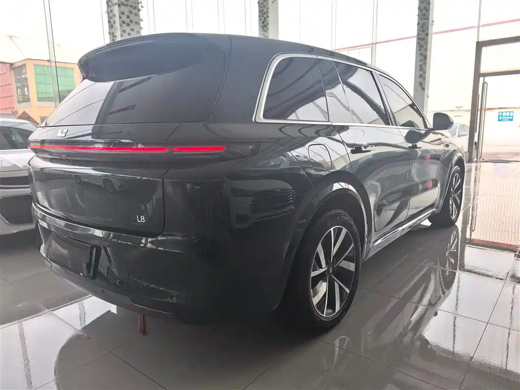 Li Auto IDEAL L8