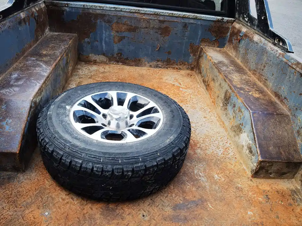 Isuzu Pickup — миниатюра 10
