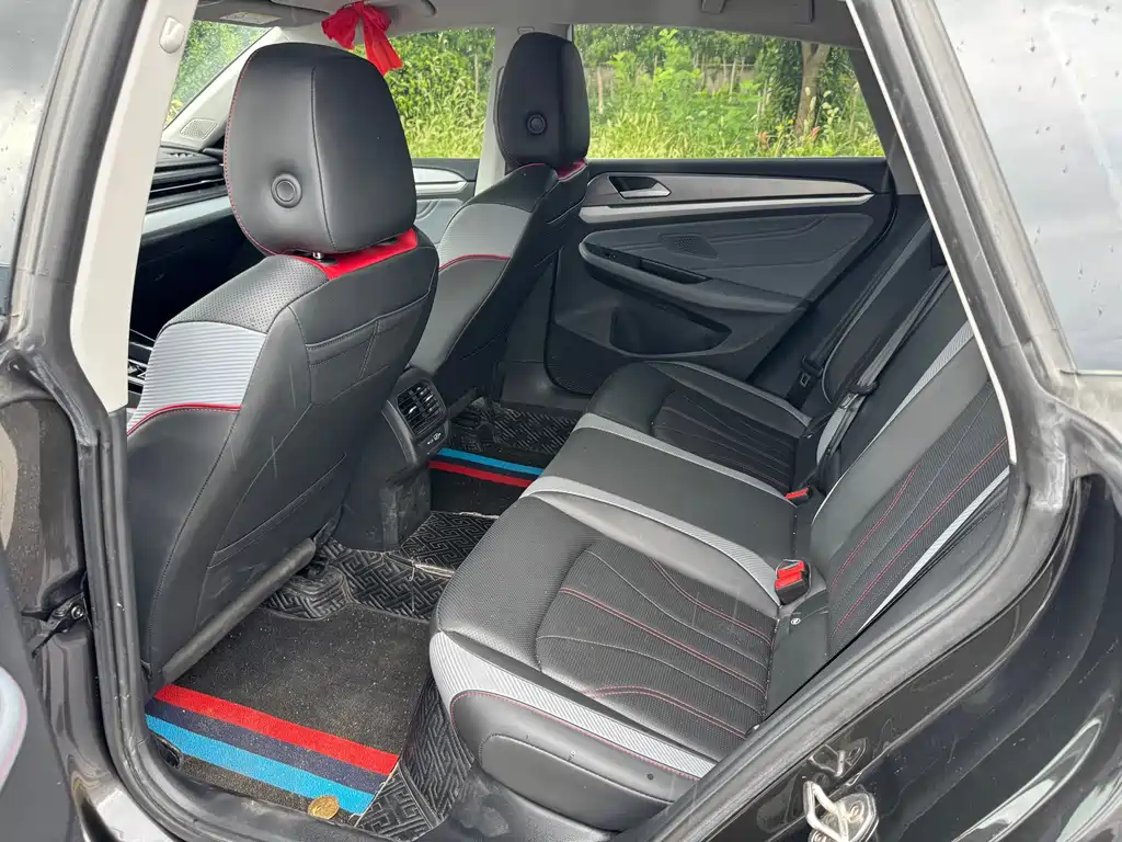 Volkswagen Lamando — миниатюра 6
