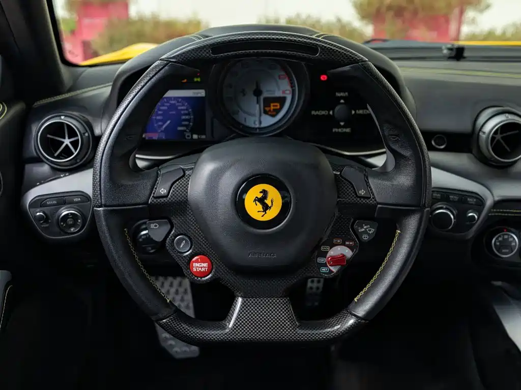 Ferrari F12berlinetta — миниатюра 11
