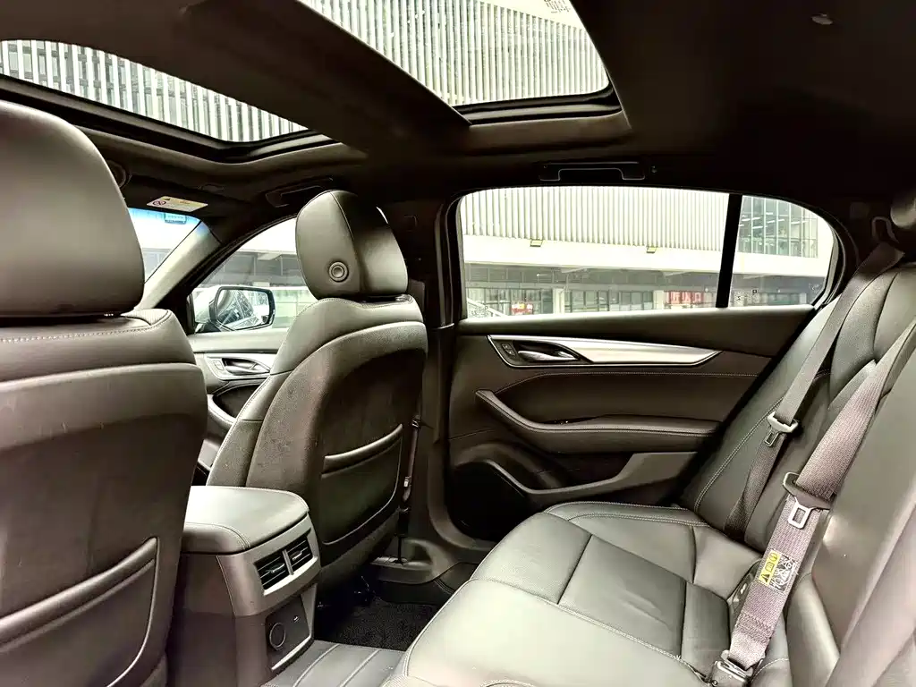 Cadillac CT5 2023 28T Luxury ( Standard )