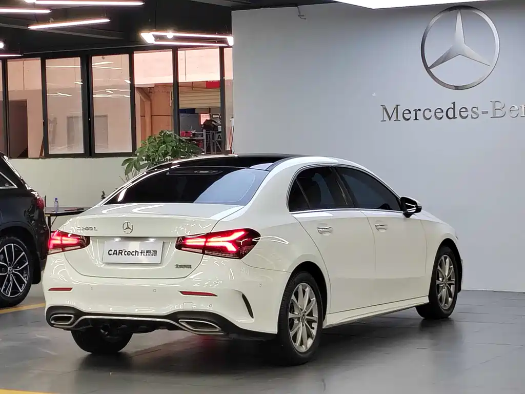 Mercedes-Benz A-Class A 2022 A 200 L Sport Fashion