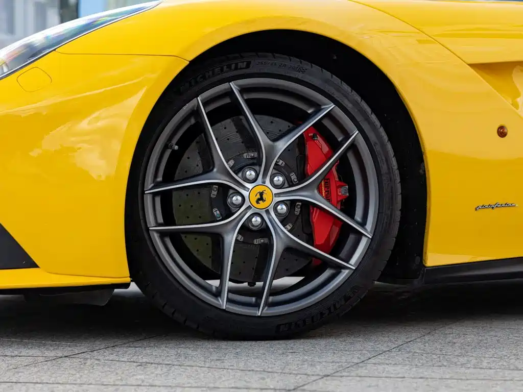 Ferrari F12berlinetta — миниатюра 8